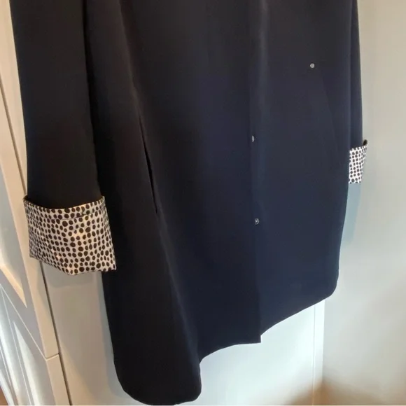 SPRING COAT, Melanie Lyne Novelti navy coat. - Picture 9 of 12